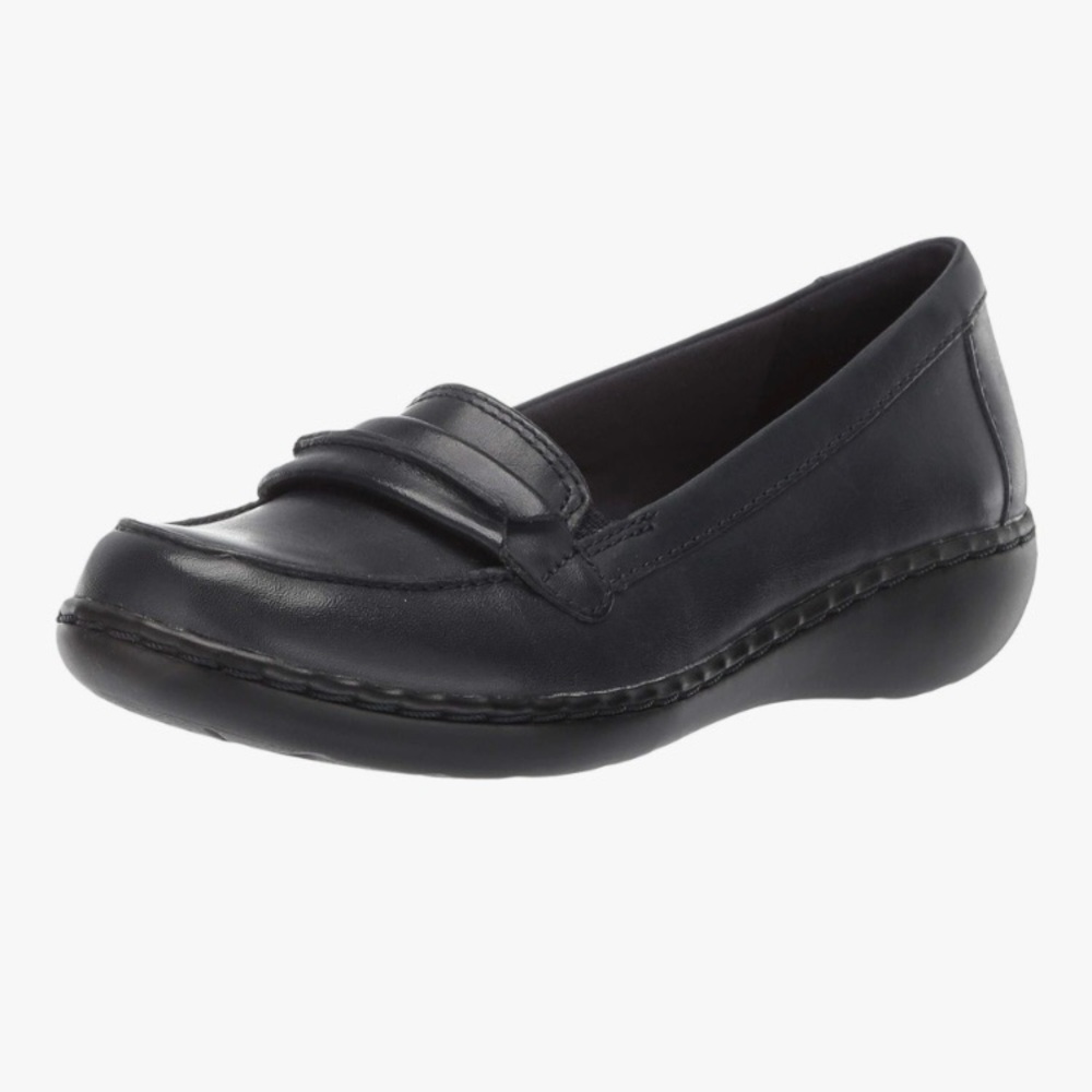 Clarks Womens Ashland Lily Shoe Loafer, Navy, Size 8